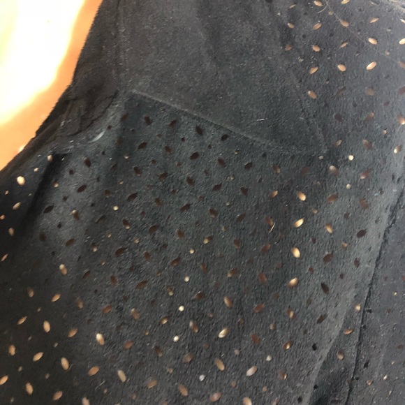 Solddd Outtt - Picture 3 of 4